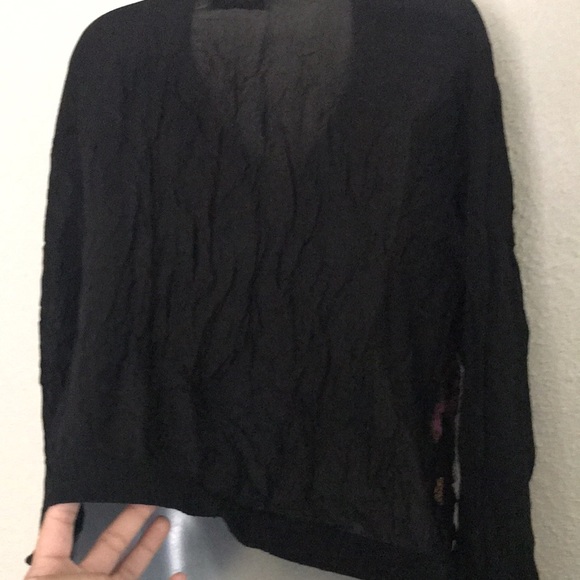 Button blouse w/ tie front detail - Picture 5 of 8